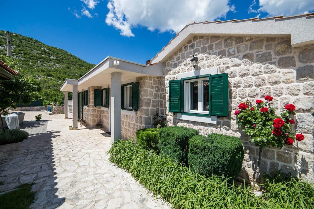 Villa Silentio, Complete Privacy Near Makarska Podgora Exterior photo